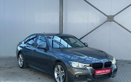 BMW 3 серия, 2018 год, 2 200 000 рублей, 1 фотография