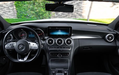 Mercedes-Benz C-Класс, 2018 год, 2 999 990 рублей, 17 фотография