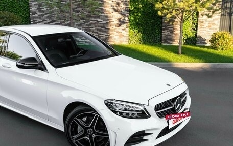 Mercedes-Benz C-Класс, 2018 год, 2 999 990 рублей, 10 фотография
