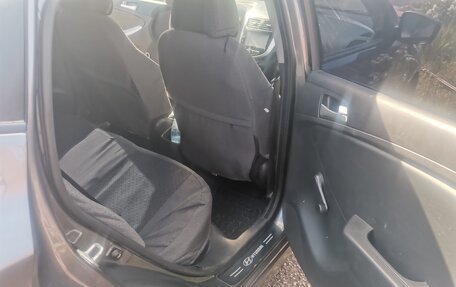 Hyundai Solaris II рестайлинг, 2012 год, 750 000 рублей, 17 фотография