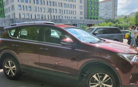 Toyota RAV4, 2018 год, 2 600 000 рублей, 3 фотография