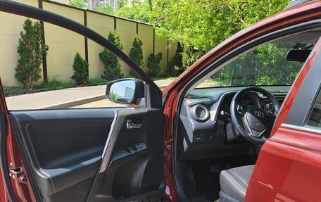 Toyota RAV4, 2018 год, 2 600 000 рублей, 8 фотография