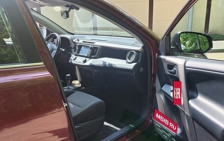 Toyota RAV4, 2018 год, 2 600 000 рублей, 5 фотография