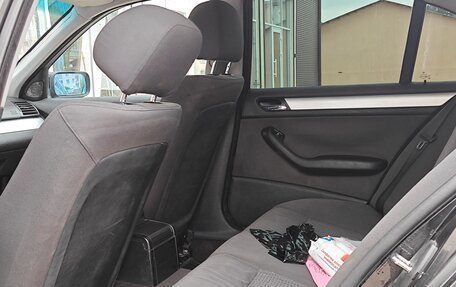 BMW 3 серия, 2004 год, 700 000 рублей, 8 фотография