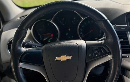 Chevrolet Cruze II, 2012 год, 990 000 рублей, 13 фотография