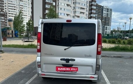 Renault Trafic, 2011 год, 1 200 000 рублей, 3 фотография