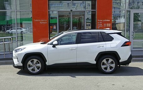 Toyota RAV4, 2020 год, 3 100 000 рублей, 8 фотография