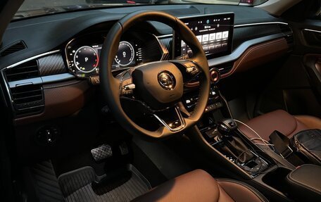 Skoda Kodiaq I, 2023 год, 4 450 000 рублей, 5 фотография