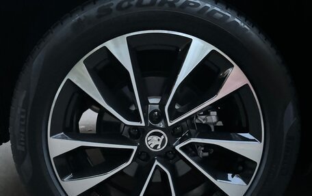 Skoda Kodiaq I, 2023 год, 4 450 000 рублей, 9 фотография