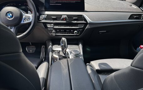 BMW 5 серия, 2021 год, 6 200 000 рублей, 8 фотография