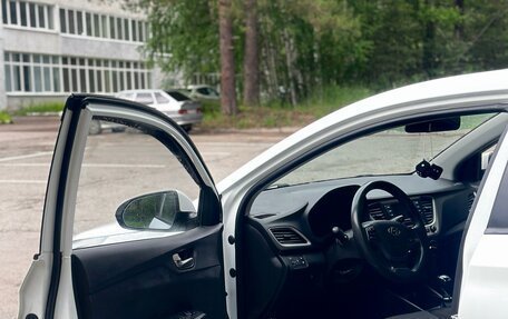 Hyundai Solaris II рестайлинг, 2017 год, 515 000 рублей, 8 фотография