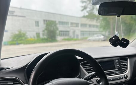 Hyundai Solaris II рестайлинг, 2017 год, 515 000 рублей, 11 фотография
