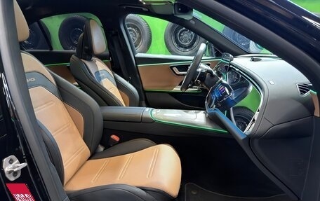Mercedes-Benz E-Класс AMG, 2025 год, 16 000 000 рублей, 15 фотография