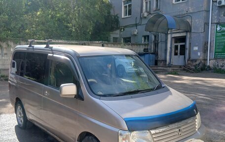 Honda Stepwgn II рестайлинг, 2001 год, 450 000 рублей, 1 фотография