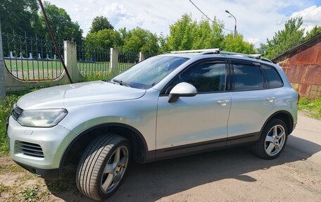 Volkswagen Touareg III, 2010 год, 1 350 000 рублей, 1 фотография
