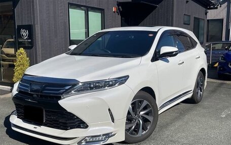 Toyota Harrier, 2020 год, 2 240 000 рублей, 3 фотография