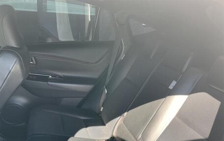 Toyota Harrier, 2020 год, 2 240 000 рублей, 15 фотография