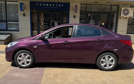 Hyundai Solaris II рестайлинг, 2012 год, 650 000 рублей, 3 фотография