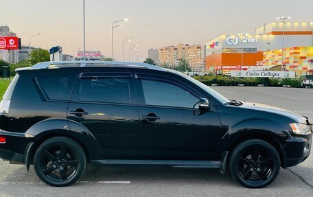 Mitsubishi Outlander III рестайлинг 3, 2010 год, 1 249 000 рублей, 9 фотография