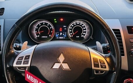 Mitsubishi Outlander III рестайлинг 3, 2010 год, 1 249 000 рублей, 13 фотография