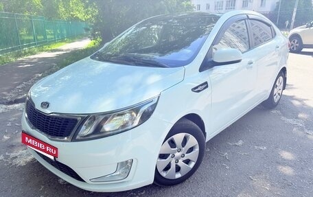 KIA Rio III рестайлинг, 2012 год, 695 000 рублей, 3 фотография