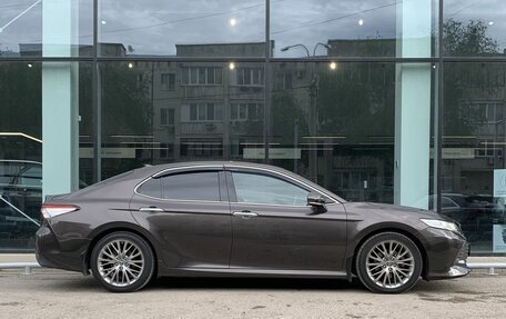 Toyota Camry, 2019 год, 2 820 000 рублей, 4 фотография