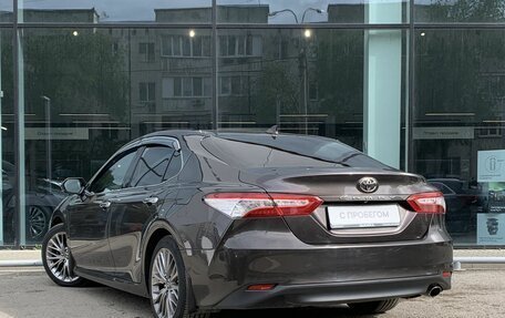 Toyota Camry, 2019 год, 2 820 000 рублей, 7 фотография