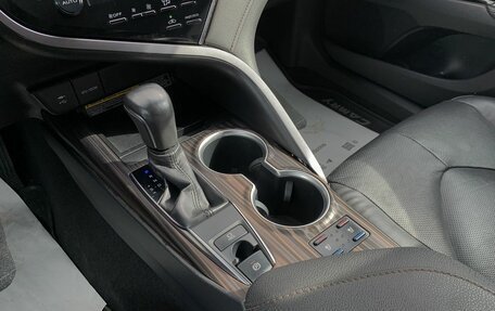 Toyota Camry, 2019 год, 2 820 000 рублей, 12 фотография