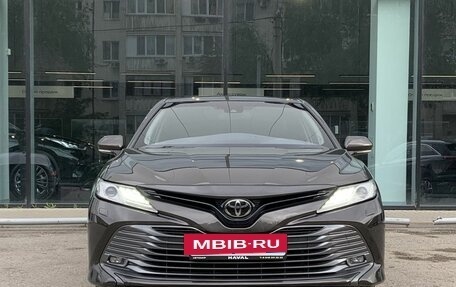 Toyota Camry, 2019 год, 2 820 000 рублей, 2 фотография