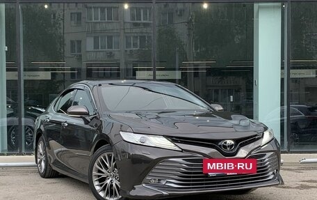 Toyota Camry, 2019 год, 2 820 000 рублей, 3 фотография