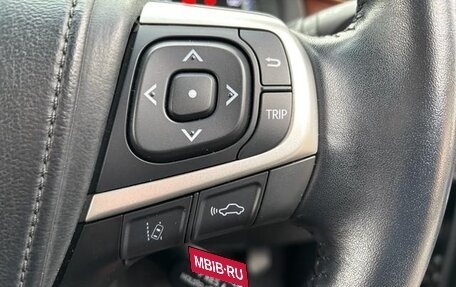 Toyota Harrier, 2020 год, 2 300 000 рублей, 16 фотография