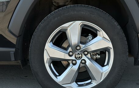 Toyota RAV4, 2021 год, 3 895 000 рублей, 30 фотография