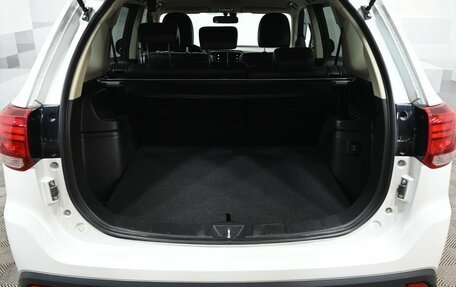 Mitsubishi Outlander III рестайлинг 3, 2018 год, 2 350 000 рублей, 6 фотография