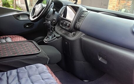 Opel Vivaro B, 2014 год, 2 250 000 рублей, 5 фотография