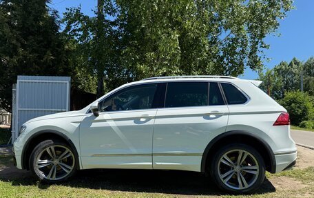 Volkswagen Tiguan II, 2019 год, 3 050 000 рублей, 3 фотография
