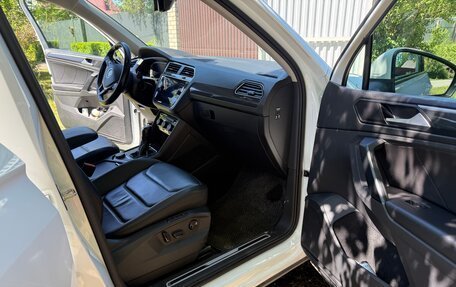 Volkswagen Tiguan II, 2019 год, 3 050 000 рублей, 14 фотография