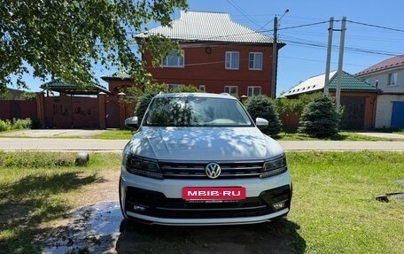 Volkswagen Tiguan II, 2019 год, 3 050 000 рублей, 8 фотография