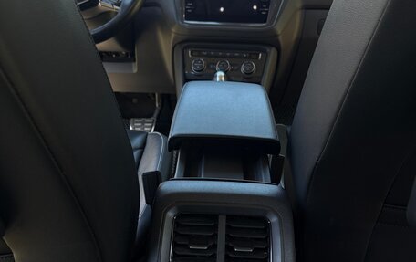 Volkswagen Tiguan II, 2019 год, 3 050 000 рублей, 15 фотография