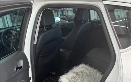 Opel Astra J, 2011 год, 850 000 рублей, 9 фотография
