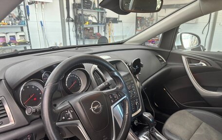 Opel Astra J, 2011 год, 850 000 рублей, 10 фотография
