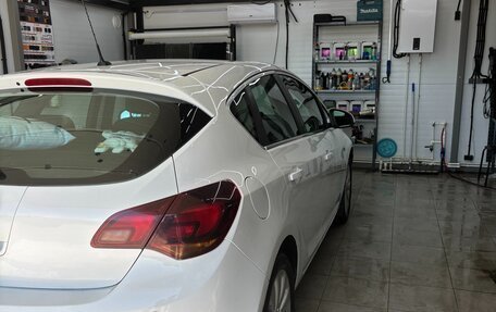 Opel Astra J, 2011 год, 850 000 рублей, 5 фотография