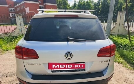 Volkswagen Touareg III, 2010 год, 1 350 000 рублей, 2 фотография