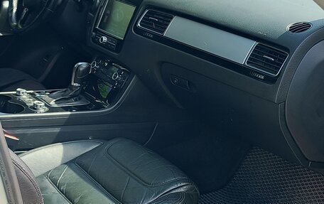 Volkswagen Touareg III, 2010 год, 1 350 000 рублей, 12 фотография