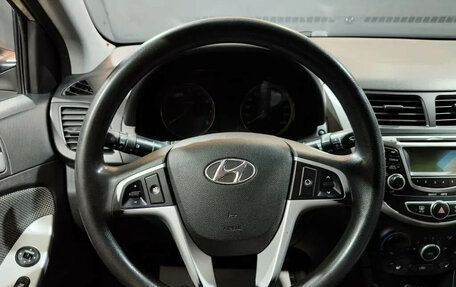 Hyundai Solaris II рестайлинг, 2012 год, 759 000 рублей, 10 фотография