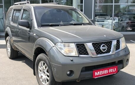 Nissan Pathfinder, 2007 год, 854 500 рублей, 3 фотография
