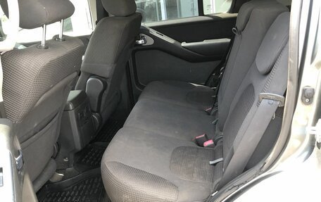 Nissan Pathfinder, 2007 год, 854 500 рублей, 11 фотография