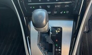 Toyota Harrier, 2020 год, 2 310 000 рублей, 19 фотография