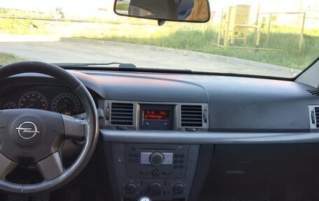Opel Vectra C рестайлинг, 2004 год, 350 000 рублей, 13 фотография