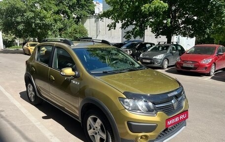Renault Sandero II рестайлинг, 2018 год, 1 220 000 рублей, 2 фотография