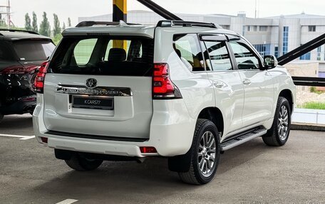 Toyota Land Cruiser Prado 150 рестайлинг 2, 2018 год, 5 200 000 рублей, 9 фотография